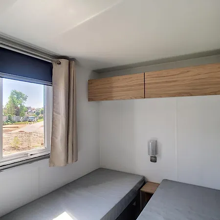 Mobil-home Confort 6p, 3 Chambres, 2 Sdb, A 200m, Piscine Chauffee, Fitness, Wifi Gratuit - Fr-1-361a-84 Jullouville-les-Pins