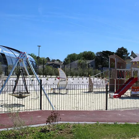 Holiday home Mobil-home Confort 6p, 3 Chambres, 2 Sdb, A 200m, Piscine Chauffee, Fitness, Wifi Gratuit - Fr-1-361a-84 *