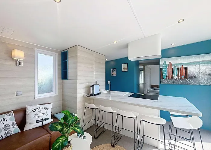 Mobil-home Confort 6p, 3 Chambres, 2 Sdb, A 200m, Piscine Chauffee, Fitness, Wifi Gratuit - Fr-1-361a-84 * Jullouville-les-Pins